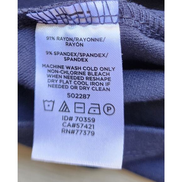 TOP-ANN TAYLOR-Basic-Rayon Spandex-Navy Blue-3/4 Length Sleeves--SIZE SMALL - Picture 7 of 13